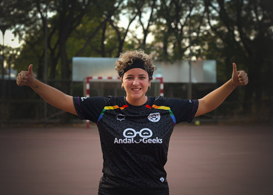 SEGUNDA CAMISETA FURBOLLERAS NEGRA ANDALUGUEEKS